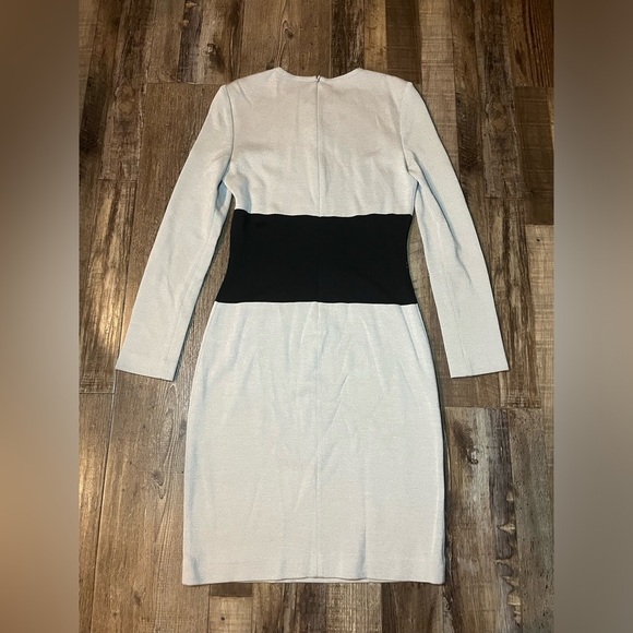 St. John Mini Dress in Grey and Black Women’s Size 2 - Picture 3 of 5
